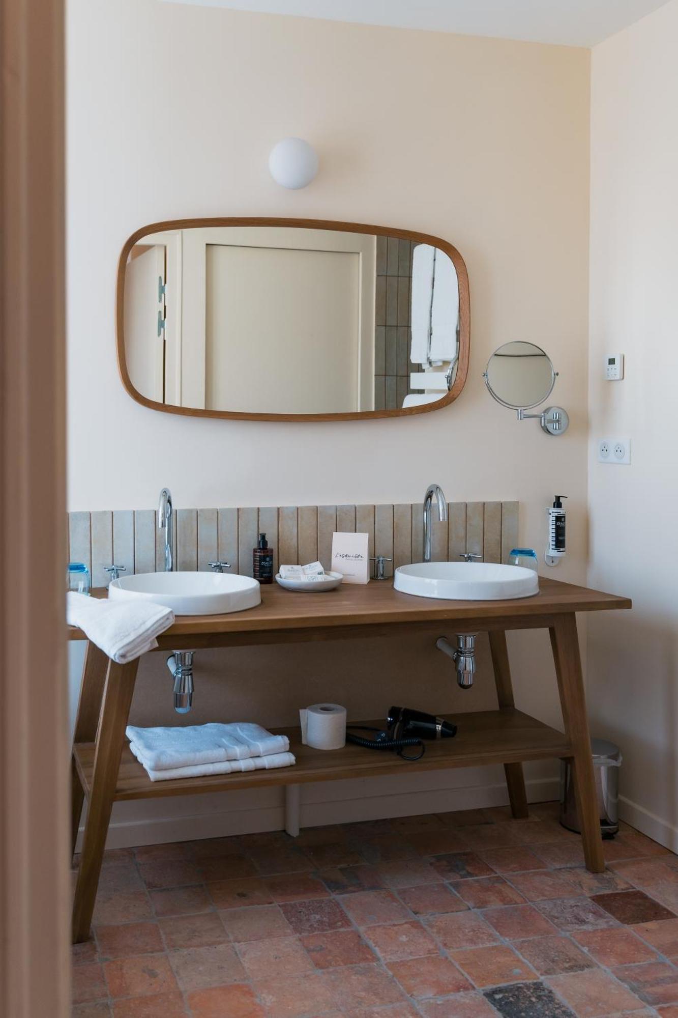 L'Esquisse Barbizon - Teritoria Hotell Exteriör bild